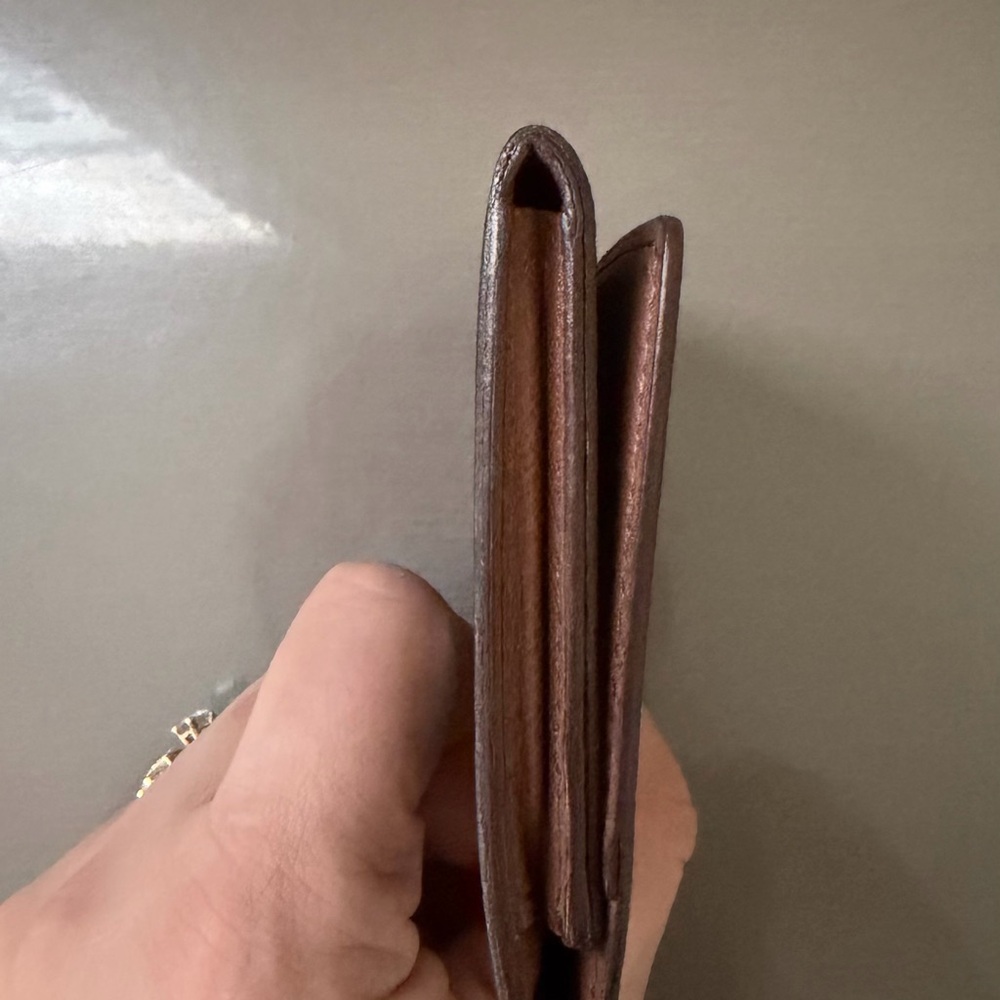 ⚡️SALE! Louis Vuitton Brown Monogram Canvas Compact Wallet!🎀VGUC! - Picture 7 of 8